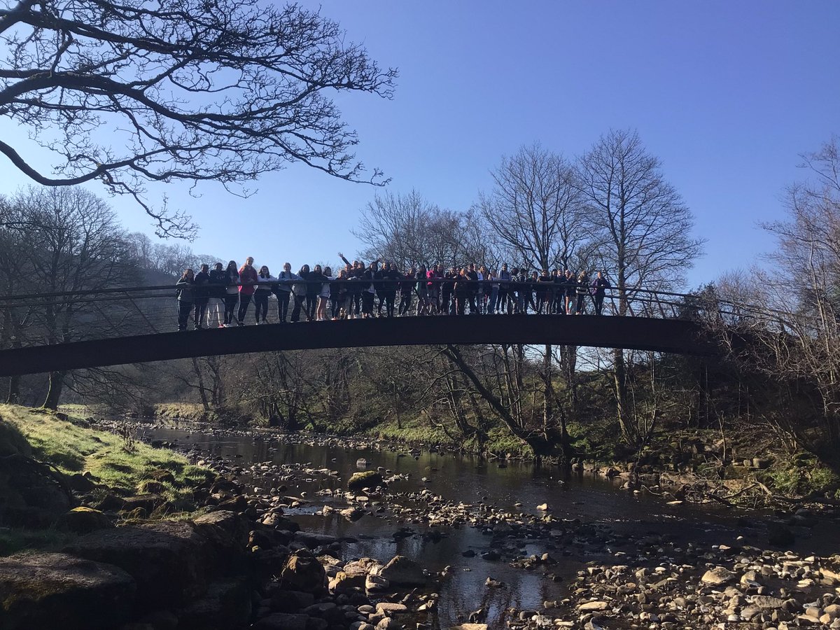 ghs_classics's tweet photo. Our first walk along Hadrian’s Wall to Birdoswald. So lucky with the weather @GHSTrips @ghs_classics https://t.co/yKce81tsNb