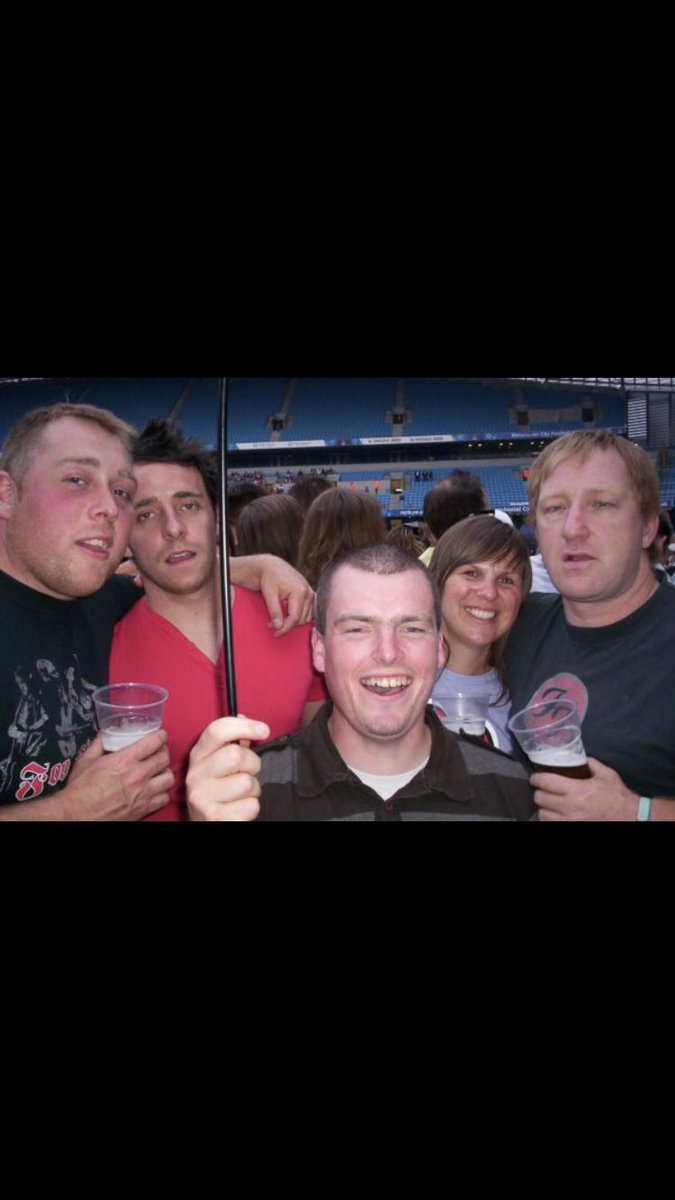 markpri9's tweet photo. Over the years we’ve seen the Foo Fighters on numerous occasions with friends and to hear the death of Taylor today at 50 is going to take a while to come to terms with #Only50 #RIPTaylorHawkins #foofightersfamily https://t.co/onM0524Xy6