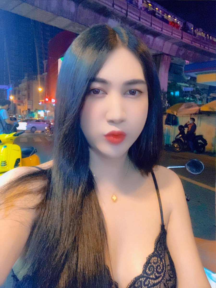bebepatrida's tweet photo. ไม่ได้เป็นคนชอบอ่อย แค่อยากให้ลองของอร่อยเท่านั้นเอง 🤪 #วันเสาร์เหงาจัง #รับงานนนทบุรี #งามวงศ์วาน #ประชาชื่น  #แจ้งวัฒนะ #บางเขน https://t.co/MVGXgfMpbY