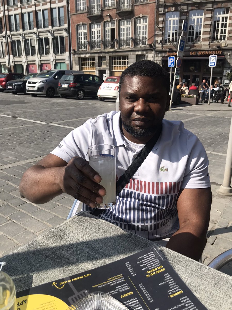 fredericmonfils's tweet photo. Hey… brother! #sante #gezondheid https://t.co/IemQKohkku