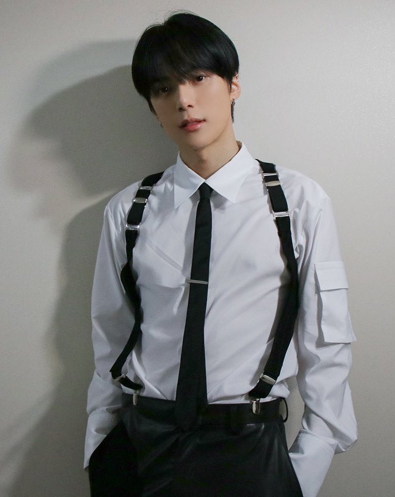 sambakjaa's tweet photo. icb we're moving onto another era again when i'm barely even moved on from this minhyuk https://t.co/FSEeuDFleR