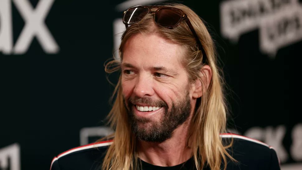 Bluebrox's tweet photo. Sad to hear the news of Foo Fighters drummer Taylor Hawkins death, thoughts with his family and friends 💔💔 https://t.co/s9at7Ir1Ps