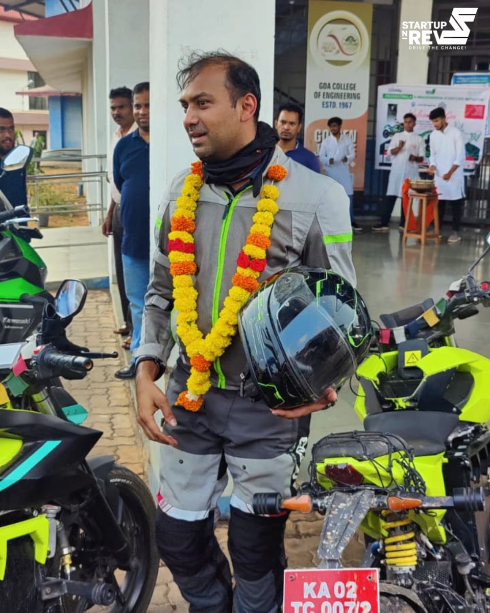 startupnrev's tweet photo. Overwhelming.

Thank you, @gec_goa.

#thankyou #startupnrev #drivethechange #bharatmalaride #electricbharatmala #evstartups #indianstartups #roadsafety #worldrecordattempt #14216kms https://t.co/cLVihtKGY5
