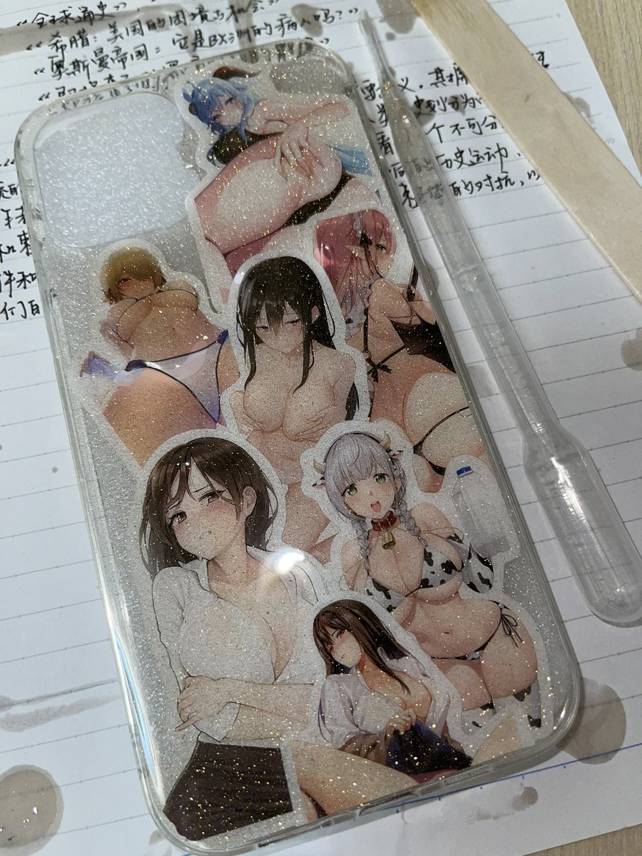 @xiaohei01mm 所以封了滴胶层🥺 https://t.co/3edWwZI83J