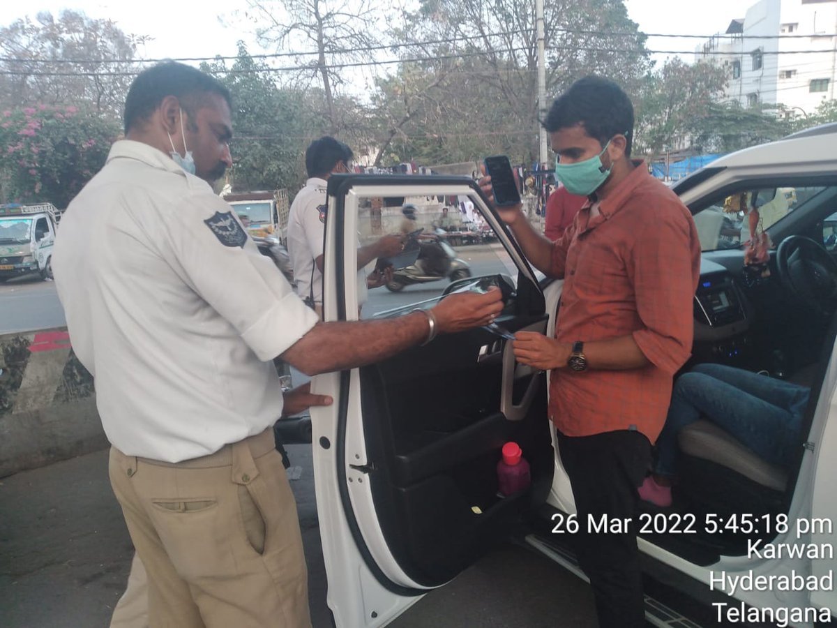TsBeing's tweet photo. @HYDTP @JtCPTrfHyd @insptr_nlkt @acp_trf5 Tolichowki traffic PS removing black film https://t.co/DdixE9dzG4
