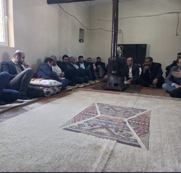 BaglaraDeva's tweet photo. Karacadağ bölgesinde üçüncü durağımız Alatosun Köyü.. 
Köy Muhtarımız başta olmak üzere ilgi ve alakasını esirgemeyen tüm vatandaşlarımıza teşekkür ederiz. @IhsanMerdanoglu @emin_ekmen @erginsadullah @CihanUlsen @mesutyuksel21 @MedeniTrk2 @Yusufarkanogl21 https://t.co/ksDKyaAiOu