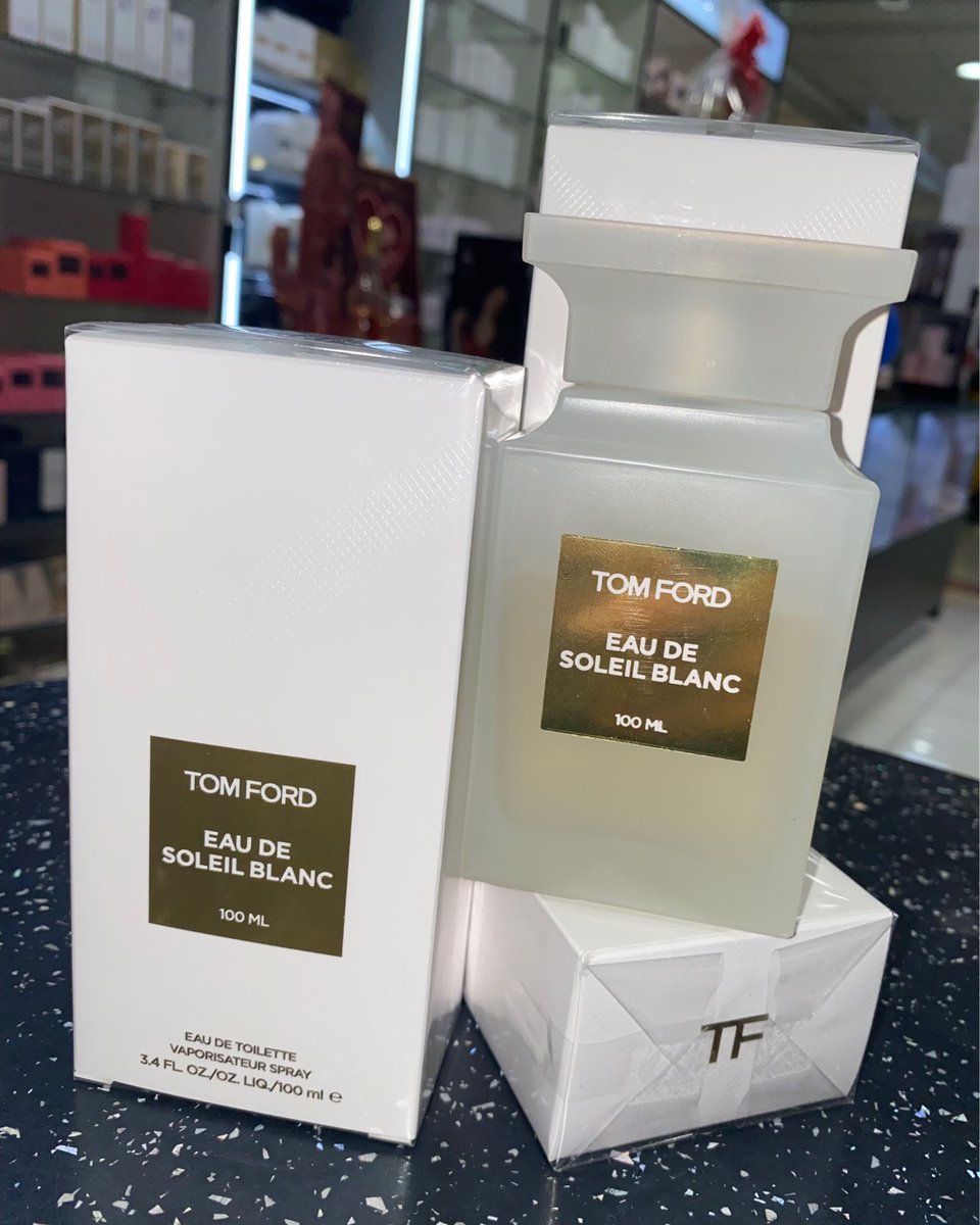 147Tps's tweet photo. For #ScentSaturday we’re celebrating FLORAL AMBER fragrances! Tom Ford Eau de SOLEIL Blanc💛 A RADIANT combination of citrus, pistachio &amp; spices🤯🍃 It EMBODIES refreshment, and is PEFRECT for Spring☀️💐 #TPSNFW2022 #GaryNFW https://t.co/mZUrgLqLFx