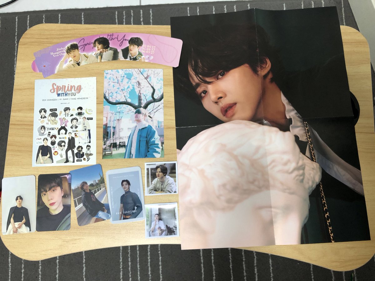 Kanggaru_'s tweet photo. 💙💙💙 No more kwang & a bit lucky i got many hongseok merch! 🥰😍 Thank You very much for this Cup Sleeve Event @pentagon__MY #SpringWithYou #ForJinhonggu @CUBE_PTG https://t.co/QO2iXVkwGC