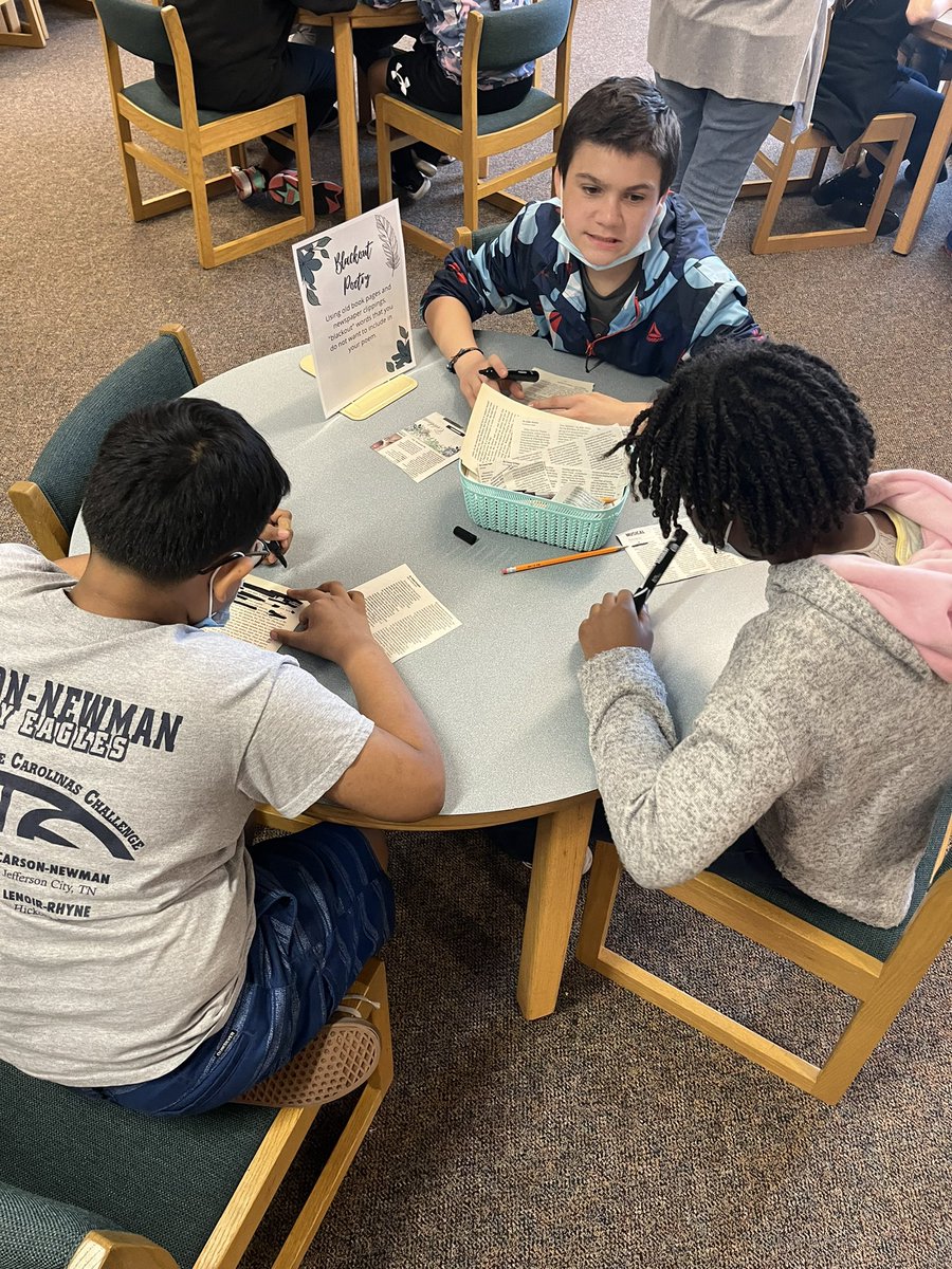 claryfrench's tweet photo. Poetry stations hosted by @heatherbmaguire were the perfect way to head into Spring Break!  #readersmakeleaders @WillistonTigers https://t.co/GcosM7Pllh