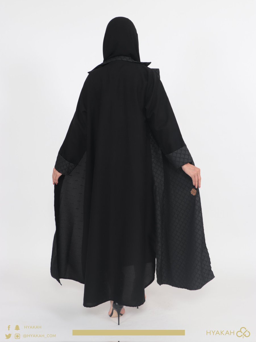 عباية جاكيت شتوية 
كود العباية 7010

عباية جاكيت شتوية لف بتصميم عصري مشغولة بقماشين الجاكار الفاخر والملكي الأنيق يتفرد هذا التصميم الخاص بحياكة فهذه العباية مستوحاة من تصميم المعطف الكلاسيكي لعاشقات التألق و التميز 
سعر العباية 419 ريال
#عبايات_حياكه #abaya #السعودية #الرياض