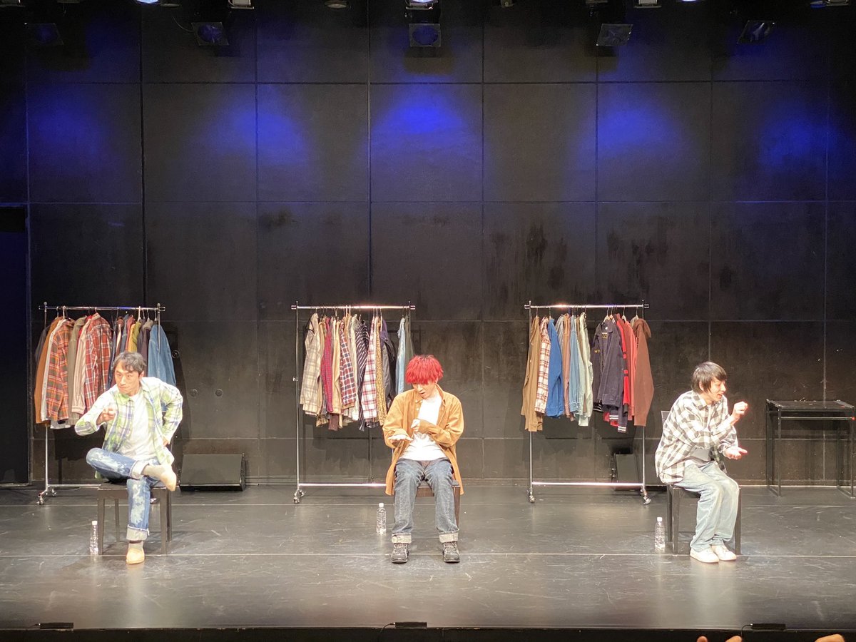 5yearsafter2020's tweet photo. #3人芝居5YA 
曽世/杉江/古畑ver.明日千穐楽！ラスト2公演！
本日の2公演に撮った【5秒間撮影OKコーナー】写真です。
さぁ、ラスト！啓人をはじめ、みう、真希、ルイスさん、ジョー、みんなでお待ちしています！
当日券は開演30分前から。劇場にてお待ちしております！ https://t.co/SN3Rqx5hMK