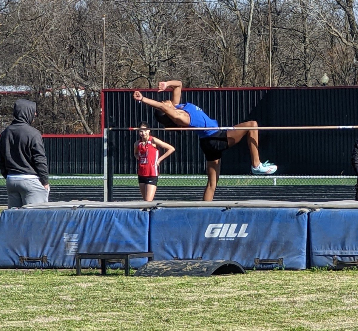 AiyanaBrewer's tweet photo. 1st Track Meet ✅ High Jump 🥉 https://t.co/2aPfcFHD7O