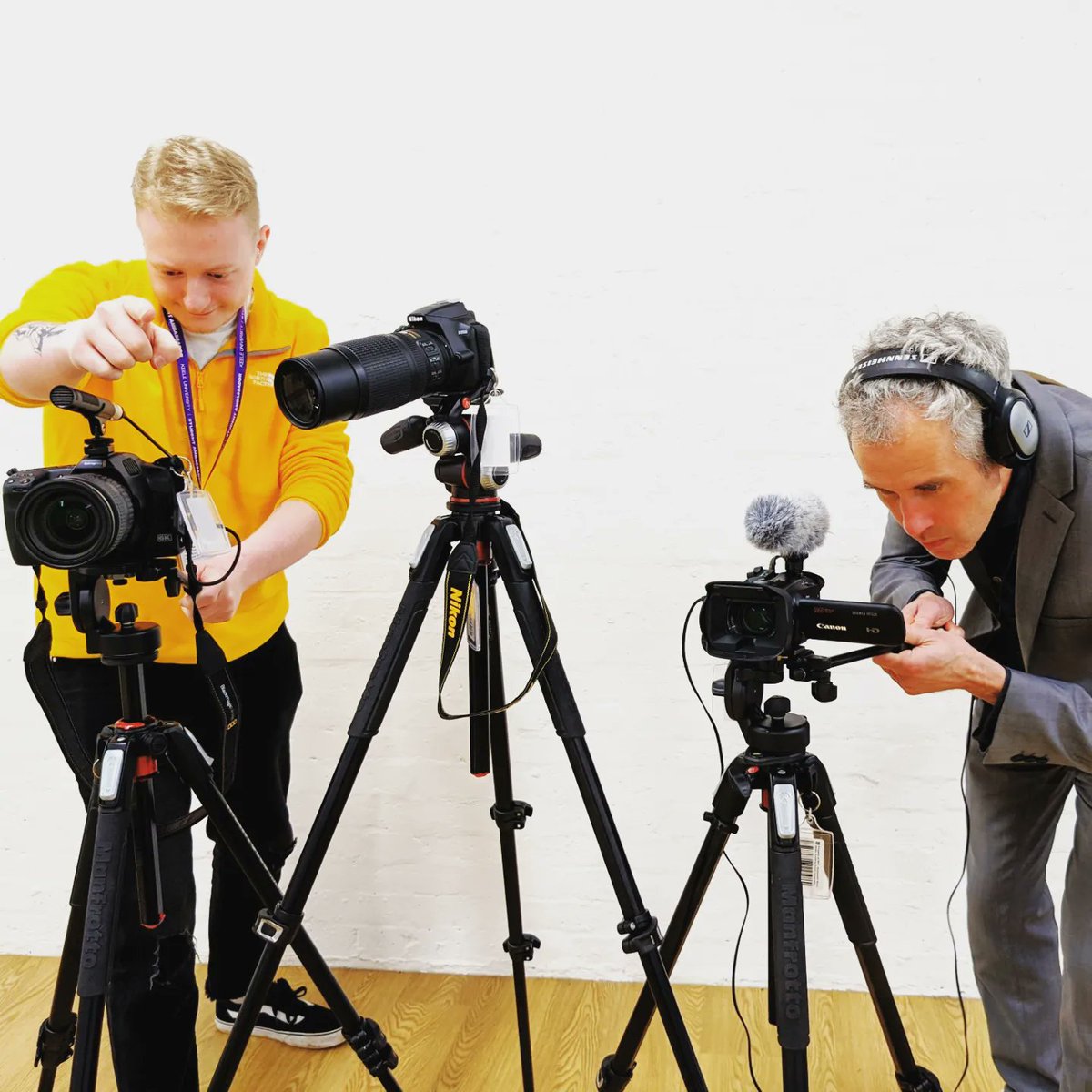 Keele_MCC's tweet photo. Our Applicant Visit Day is full steam ahead! Media &amp; Film Studies 2022 💪🎬👏
#KeeleMedia #KeeleFilm #ApplicantVisitDay #AVday #KeeleBecause #KeeleUniversity https://t.co/SkAOebEJ9Z