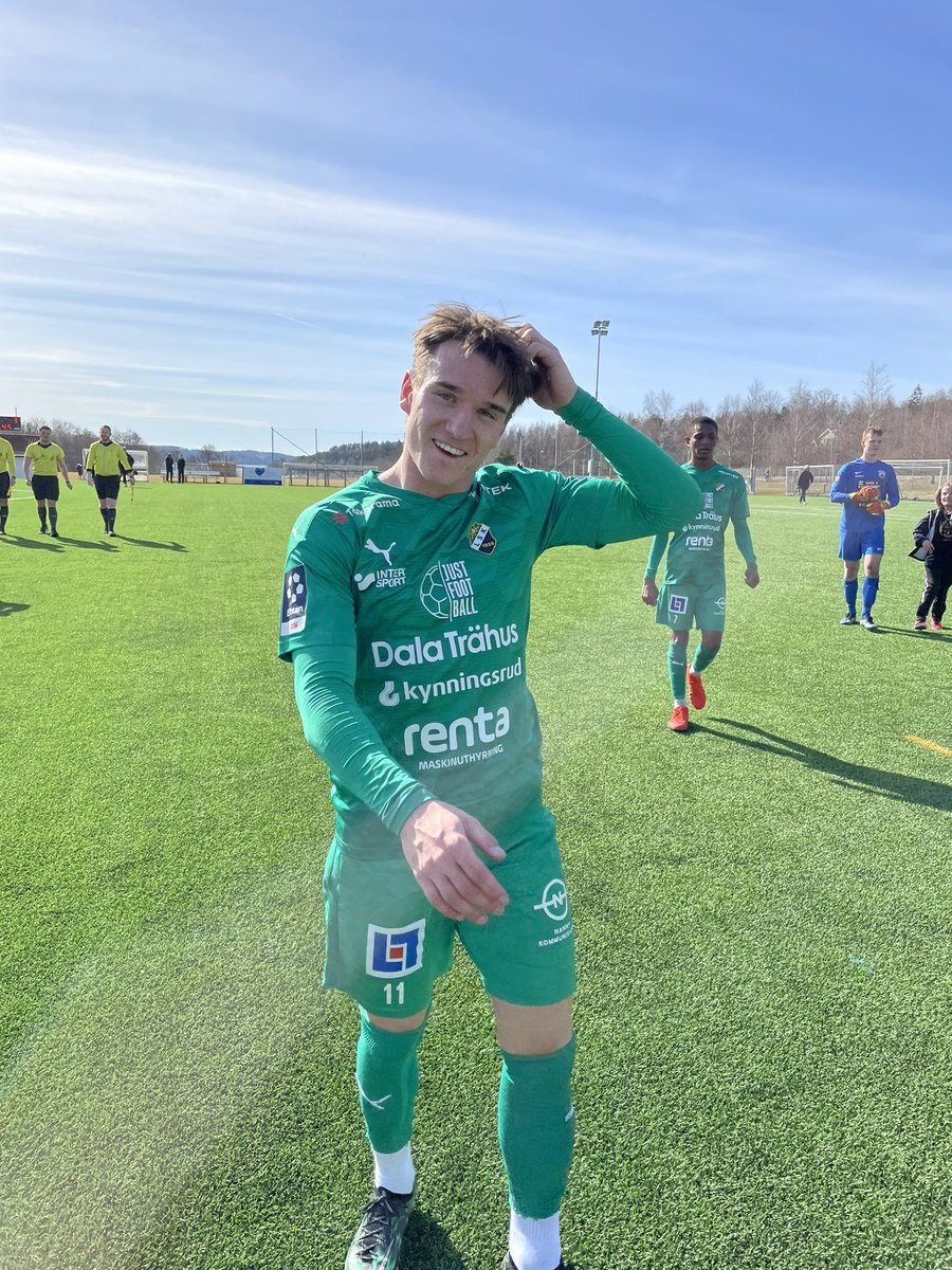 LSKFANS's tweet image. 3-1 till LSK i halvtid . Oskar har gjort ett äkta hattrick.