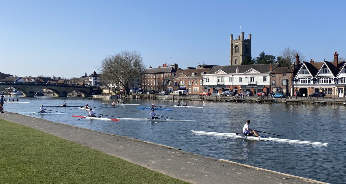 RowJenkins's tweet image. Incredible morning in #henleyonthames today! #rowing #henley #springishere #sunshine