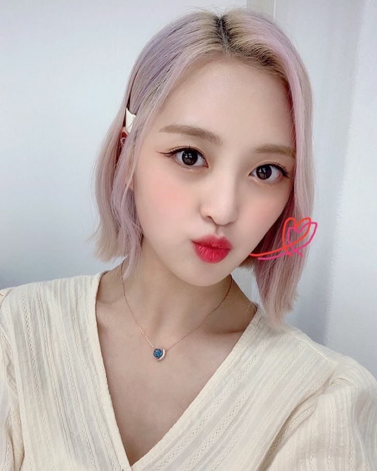 winxylovespixy's tweet photo. Happy birthday to our moon! Thank you for being the best leader you could ever be and for always working hard. Please take care of yourself and rest well! We will be here waiting for you! We love youโค
#Happy_Ella_Day #OurFairyLeader
#ELLA #PIXY #ํฝ์ @official_pixy https://t.co/B49duOWE6w