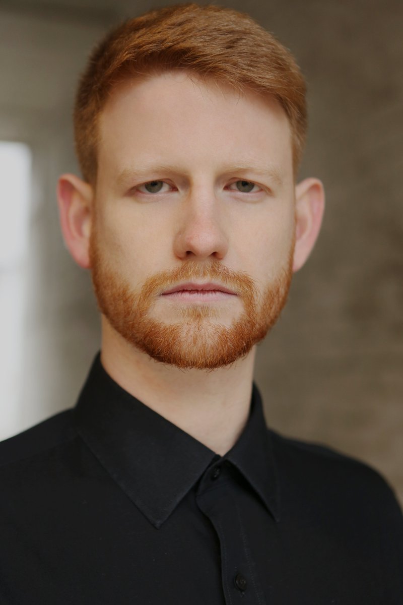 samsaunders955's tweet photo. Thanks @kensington_portraits for these new snaps of my face 📸 London, lets av ya 💥
#singer #voiceover #actor #commercial #casting #london #headshots #kensington_portraits #moody https://t.co/KY2EUtIchF