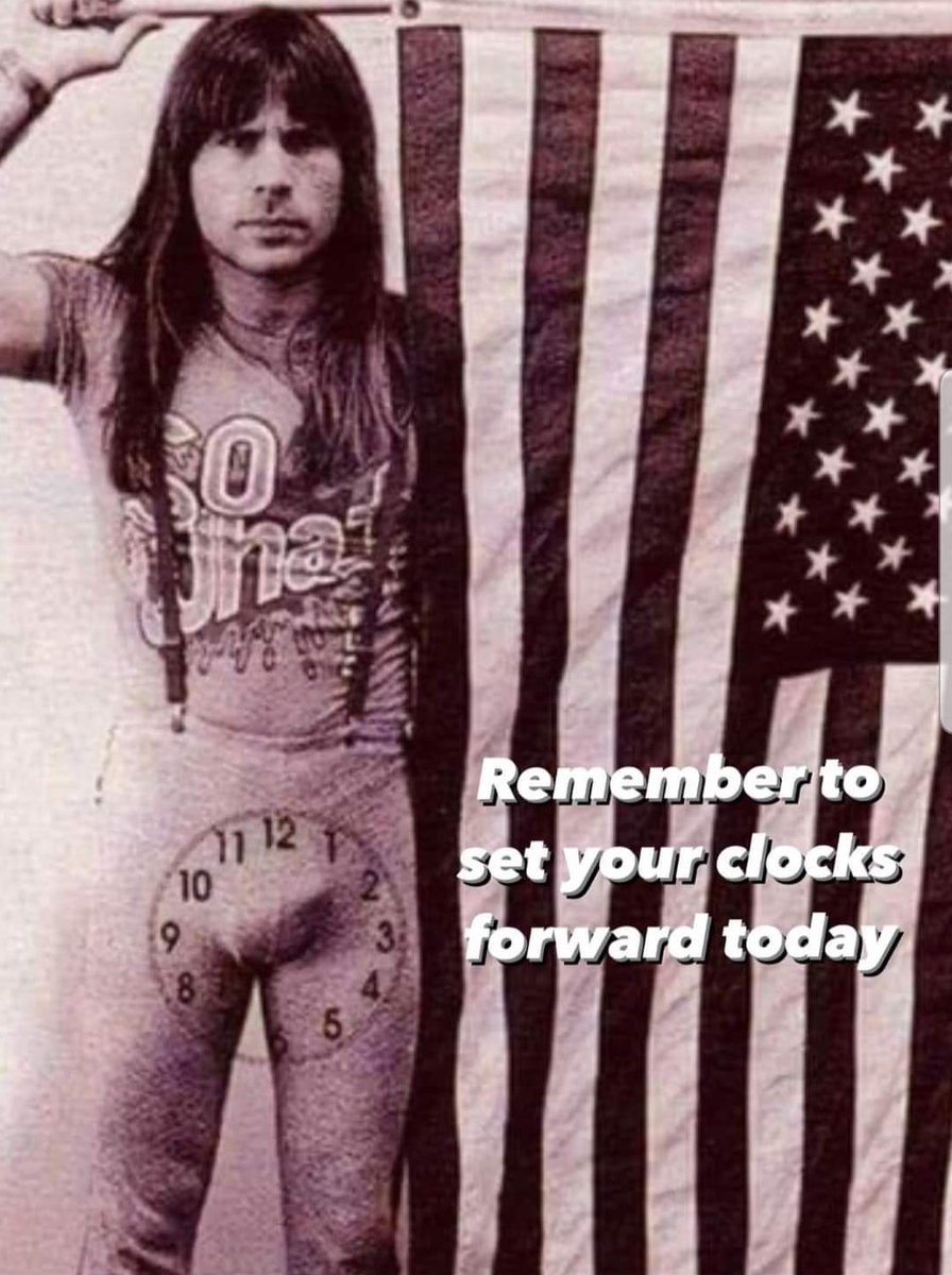 The one and only Bruce Dickinson bringing your attention to daylight savings time 😂

#DaylightSavingTime #Remembertoset