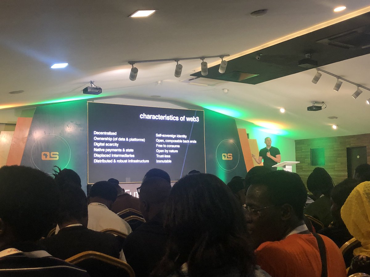calledHannah's tweet photo. I’m currently listening to what web3 means for open source by @dabit3
#OSCAFest22 #OSCAFest2022 #OSCAFEST #githubXosca #githubxoscafest22 https://t.co/egiINPp5IG