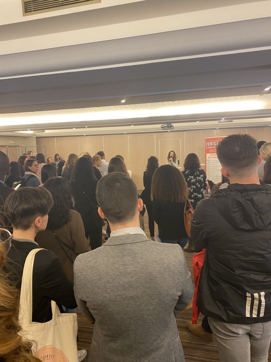 CSB_SCHOOL's tweet photo. Les profils #juridiques ont leur place dans la #cybersecurite ! La #juristday se poursuit cet après-midi ! https://t.co/vVldG85cke