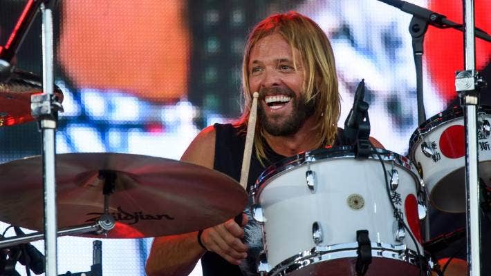 #FooFighters #drummer #TaylorHawkins has sadly died at the age of 50, the band have confirmed.

Read the full statement and all the information we are aware of 👉 hrhmag.com/2022/03/26/foo…