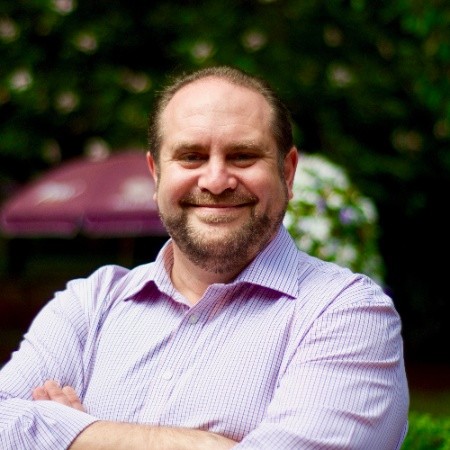 moseskemibaro's tweet photo. New Podcast: Interview with Andy Halsall, Founder &amp; CEO of poa! Internet, An Affordable Internet Service Provider (ISP) Targeting The Low-Income Market Segment In Nairobi, Kenya @ https://t.co/2mV2Kuhv5F #PoaInternet #Nairobi #Kenya #Internet #ISP #PublicWIFI @poa_internet https://t.co/b6gnthb39H