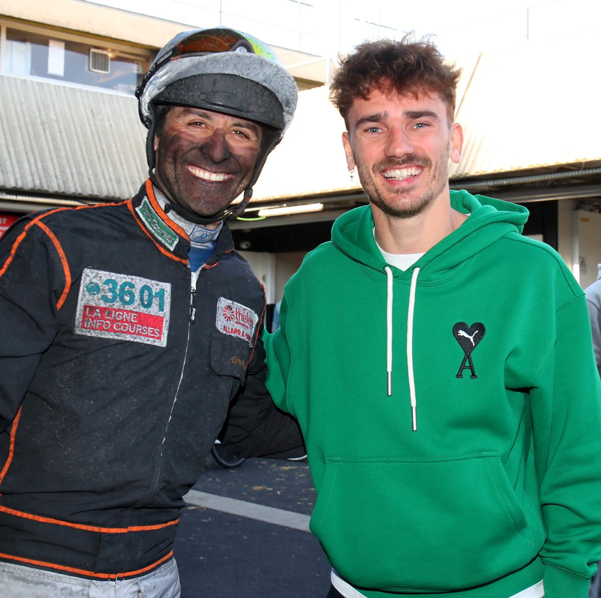 Paris-Vincennes Hippodrome tweet media