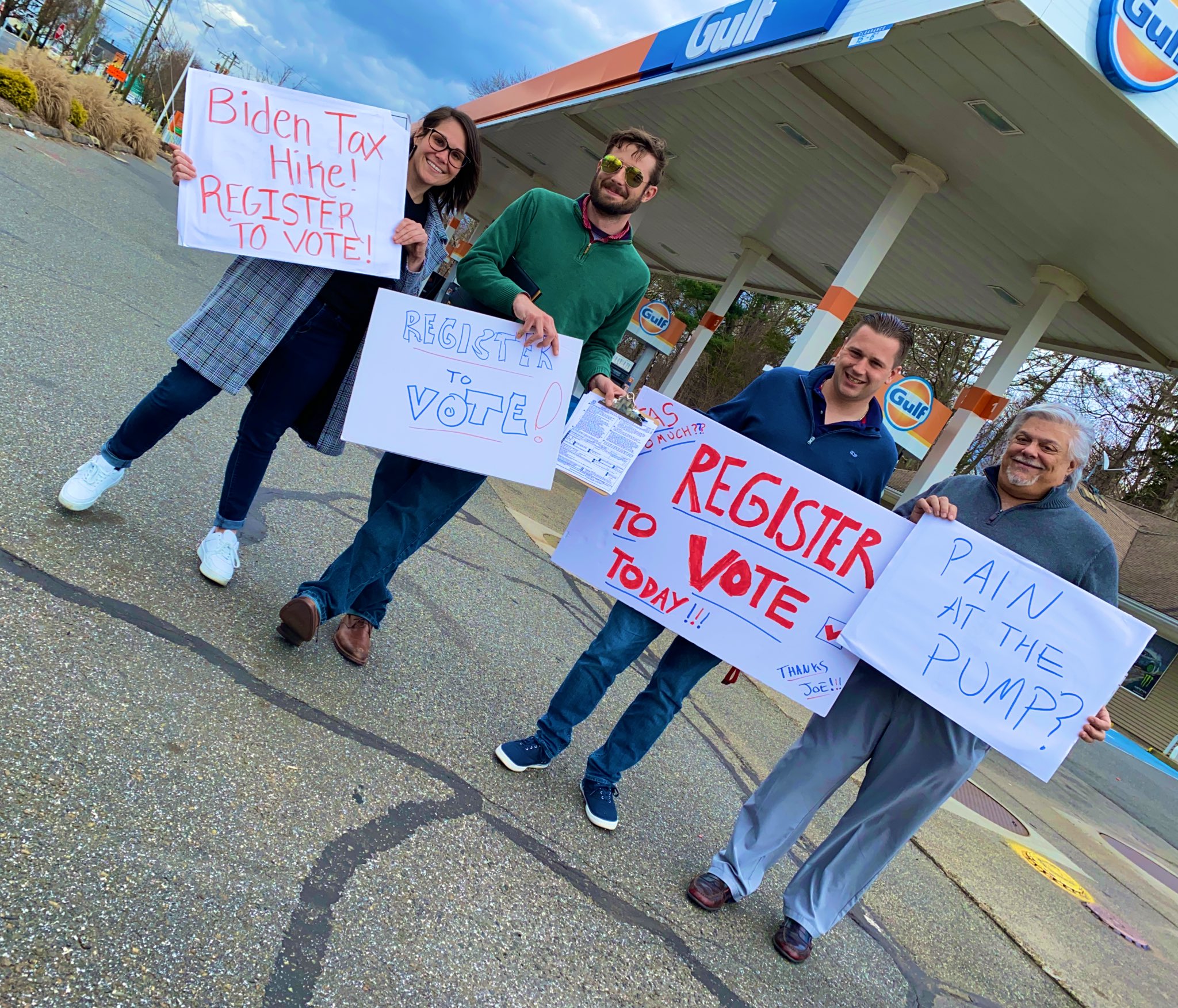 Ashley Walukevich on Twitter: "Pain at pump? Connecticut is tired of