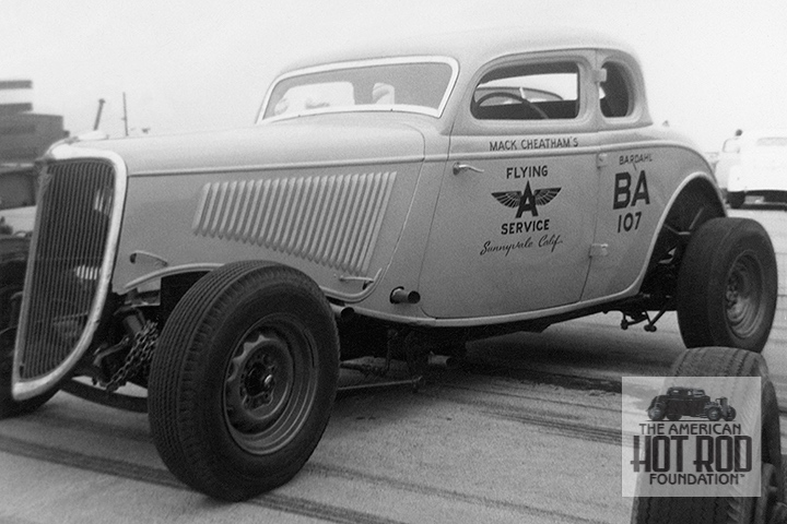 AmerHotRodFdn's tweet image. PHOTO OF THE DAY
𝚂𝚊𝚝, 𝙼𝚊𝚛 𝟸𝟼, 𝟸𝟶𝟸𝟸
 
NHRA's 1st Annual Nat'l Drag Races at Great Bend, KS. Under the hood of James Chatham's chopped '34 was a '52 Cad V8. He won B Altered Class Elim @ 103.07 mph &amp;amp; went on to set a Nat'l 1/4 Acceleration Record @ 104.04 mph. (MSL_022)
