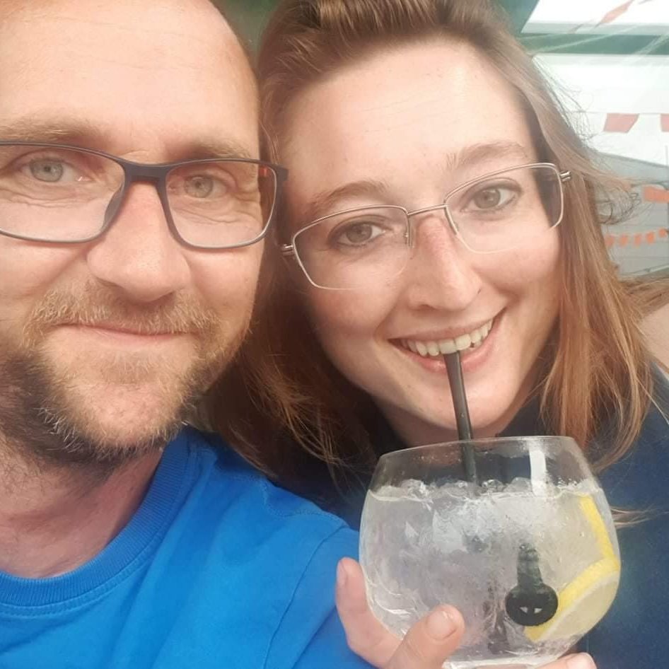 Eindelijk een eigen Twitteraccount! Kan ik ook eens een keer tweeten over wat ik belangrijk en interessant vind 😎 Of me ook eens ergens lekker mee bemoeien zonder dat bedrijfslogo...