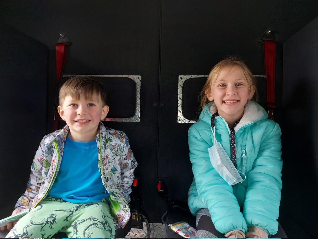 Pamela_Sharp's tweet image. The kids can check out the inside of a fire truck at FreshCo during @NiaFallsFire food drive for @ProjectSHARE_NF ! Stop by before 3pm &amp;amp; support our neighbours in need #ourcommunityatwork