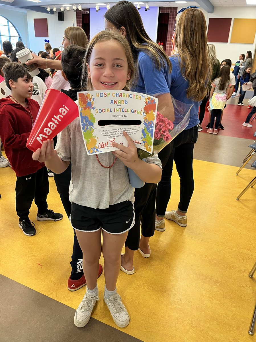 rrrroya_lty's tweet photo. So proud of these kids and the #growthmindset + #socialintelligence they exemplify on a daily basis in our classes! @HospElementary @hospcounselor #characterawards #GMH https://t.co/bipR9tfOy4