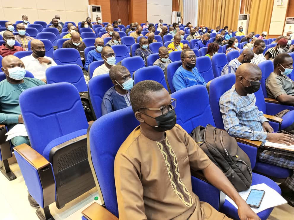 EducationTg's tweet photo. Pour répondre aux nouveaux enjeux et défis d'une éducation de qualité au Togo, les inspecteurs de l'enseignement préscolaire et primaire tiennent leur conférence annuelle-2021, ce 26 mars 2022, au #MEPSTA, à Lomé.
@EducationTg
#GouvTg https://t.co/qApZnBI4AG