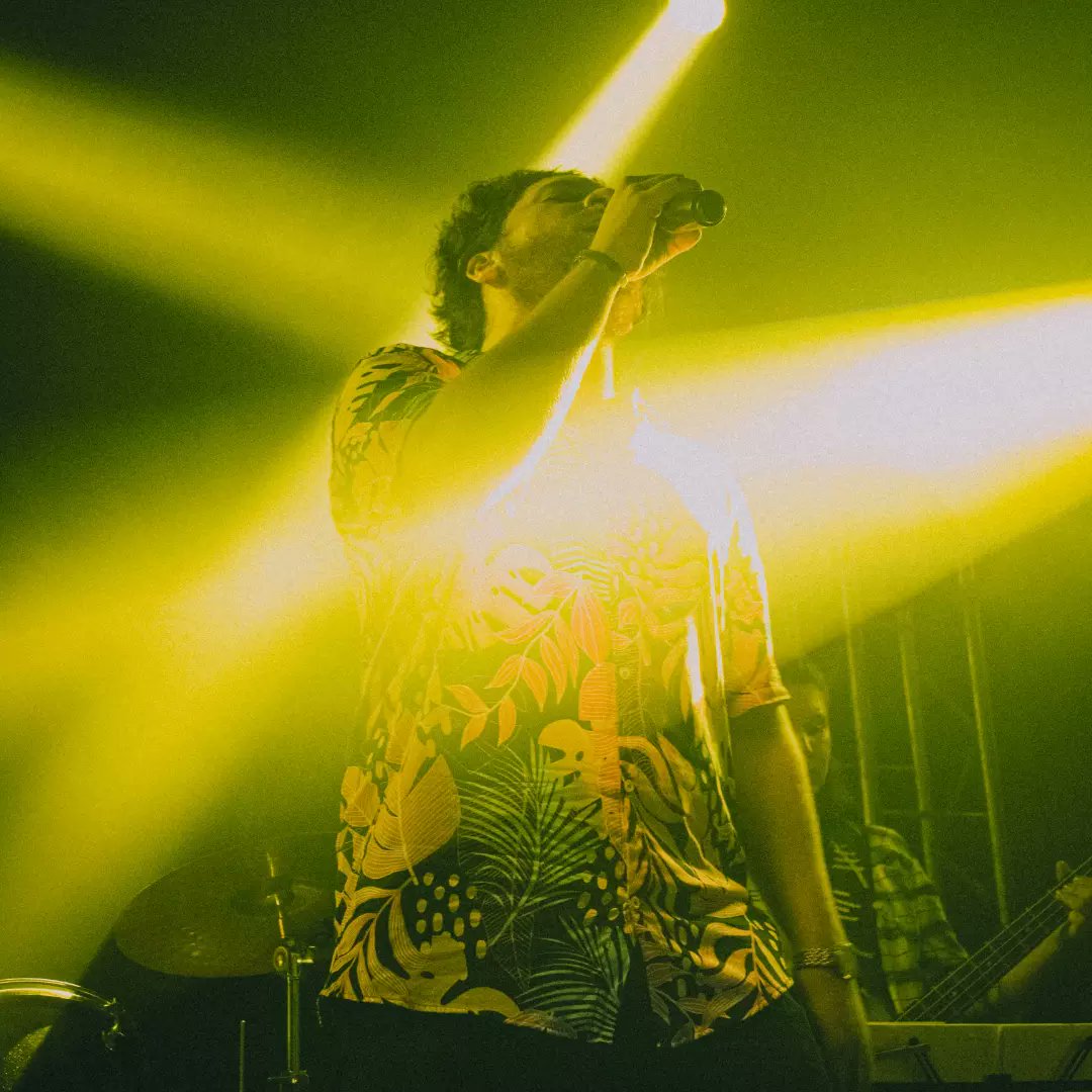 kunyioficial's tweet photo. Fuerte pero cierto... La envidia no siempre es lo material. A veces la gente siente celos por tu personalidad, tu espíritu, tu energía, tu esfuerzo y tus ganas de superarte.
ph📷 ➡➡➡ @arcuri__
#kunyi #music #pop #rock #argentina https://t.co/Olu9RYqlxi
