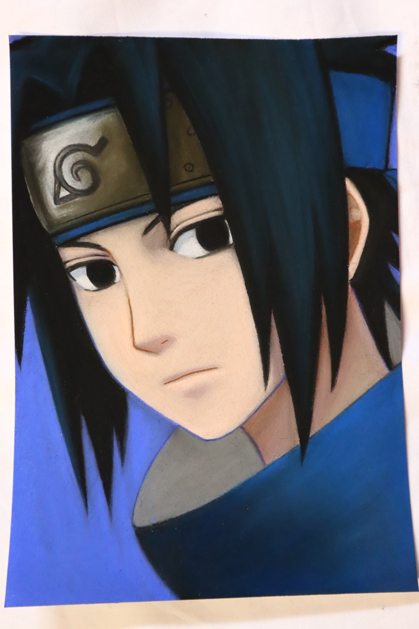 結城るい ナルト Naruto サスケ うちはサスケ パステル パステル画 Pastel アナログ絵 イラスト基地 イラスト王国 Illustration の紙にパステルでうちはサスケ T Co N0scmveiqh Twitter