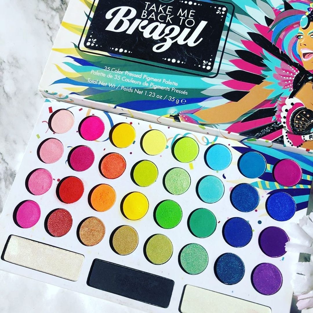 bhcosmetics's tweet photo. She’s an ICON 🌟 

📸: @cezz0429

#bhcosmetics https://t.co/JJUHOVs0GI https://t.co/65DFOc4Xal