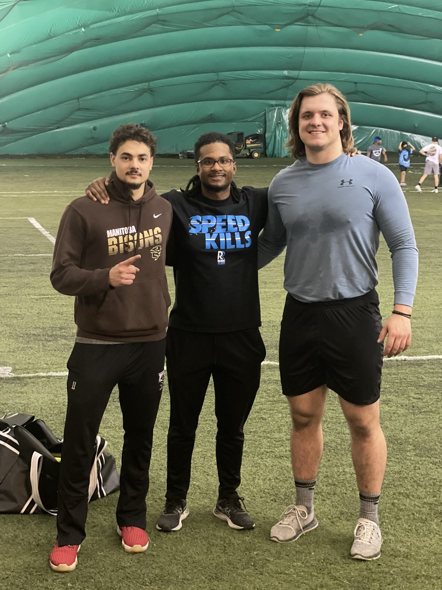 Recruit Ready (@recruitready) on Twitter photo Best wishes to @g11cobb nad <a href="/coleadamson1/">ColeAdamson</a> at this weekends <a href="/cfl/">CFL</a> Combine!
These boys been working hard with speed coach <a href="/dr/">Dan Rowden</a>.coutou all Winter preparing for this weekend!
#RRFAM Best wishes to @g11cobb nad <a href="/coleadamson1/">ColeAdamson</a> at this weekends <a href="/cfl/">CFL</a> Combine!
These boys been working hard with speed coach <a href="/dr/">Dan Rowden</a>.coutou all Winter preparing for this weekend!
#RRFAM