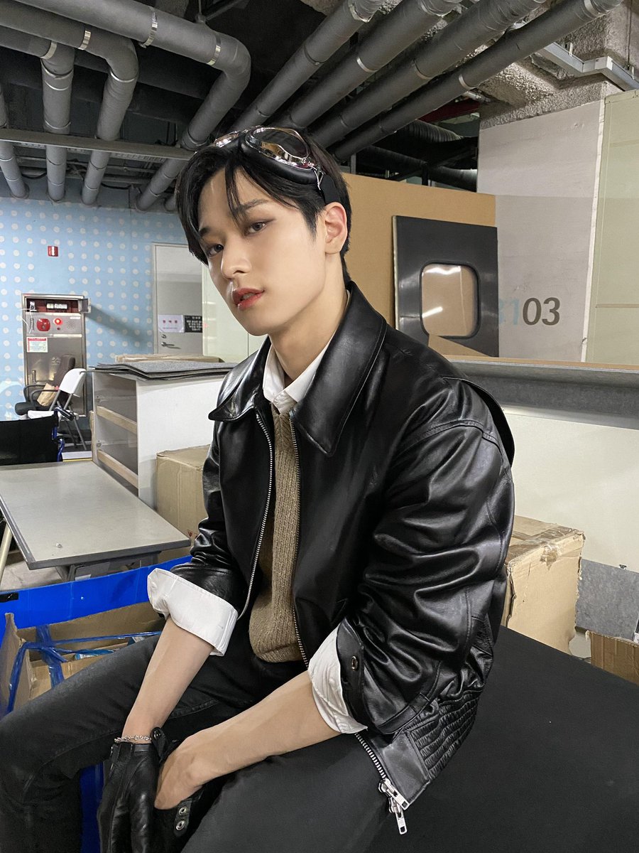 timeto_juyeon_'s tweet photo. 210327 fns

#더보이즈 #주연 #JUYEON https://t.co/dhUyJjK1Wu