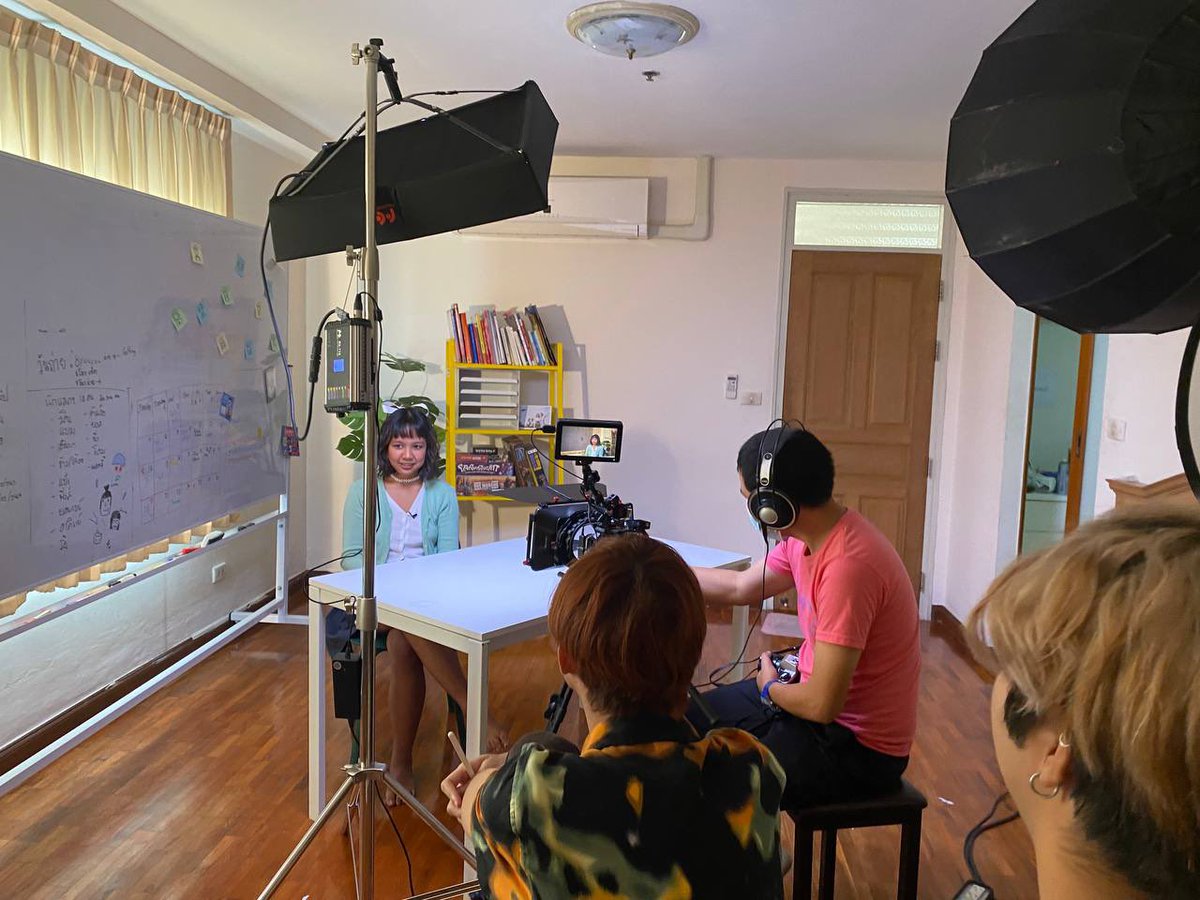 ItsMinute's tweet image. วันนี้เป็นวันสุดท้ายที่นักเรียนเลวจะมีออฟฟิศทำงาน วันนี้เราย้ายของออกหมดแล้วเพราะไม่สามารถแบกค่าใช้จ่ายต่อไปไหว ทุกสิ่งที่เกิดขึ้นที่นี้ล้วนเป็นสิ่งที่มีคุณค่าและน่าจดจำ หลังจากนี้การทำงานของนักเรียนเลวคงเปลี่ยนไป หากวันข้างหน้าเราพร้อม คงอาจได้กลับมาเจอกันที่นี่อีก ❤️