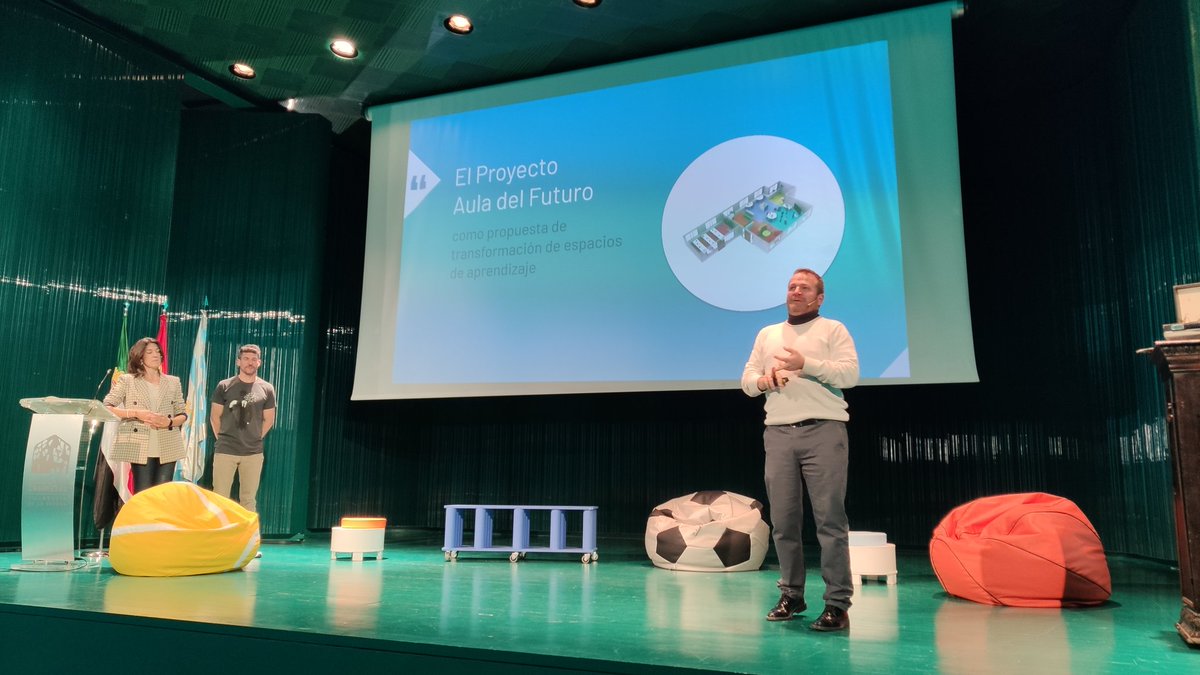 Pilar Gómez-Cardoso (@pailar15) on Twitter photo Volvemos!!!
Comenzamos la tarde con el aula del futuro, con <a href="/fmasero/">Francisco Javier Masero</a>,<a href="/joakinceptual/">Joaquín Pagador Becerra</a> <a href="/cvaldera_twt/">Cristina Valdera</a>
#IVJormadaCompetenciasComunicativas. Volvemos!!!
Comenzamos la tarde con el aula del futuro, con <a href="/fmasero/">Francisco Javier Masero</a>,<a href="/joakinceptual/">Joaquín Pagador Becerra</a> <a href="/cvaldera_twt/">Cristina Valdera</a>
#IVJormadaCompetenciasComunicativas.