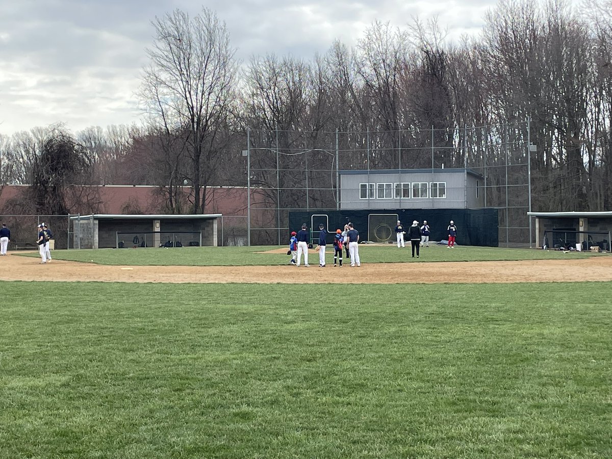 SVBaseball21's tweet photo. 1st Annual SV Baseball open practice with the youth players from Aston valley, Brookhaven and AMLL https://t.co/Sey6BcavJS
