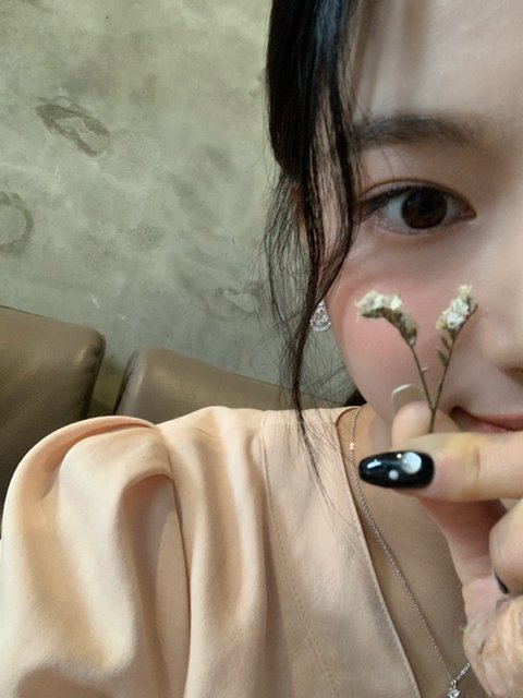 STAYCSELI's tweet photo. #스윗트친소 
잠깐 올리는 트친소!!
짱6테이씨 모두 사랑하고 씬니랑 채영이 조아하는 나랑 반모도하고 선교도하고 친해질사람👋

맘찍해주시면 바이오보고 천천히 찾아갈게요~! https://t.co/ZgxeGoNT1F