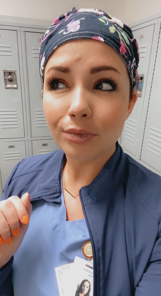 Britt 💜 tweet media