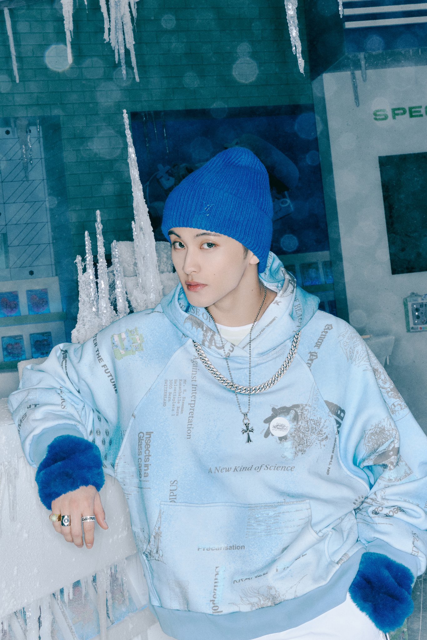 NCT_OUTFIT on X: #NCTOUTFIT Glitch Mode Teaser Mark in LOUIS VUITTON LV  AHEAD beanie and Liberal Youth Ministry hoodie #NCT #NCTDREAM_GlitchMode  #NCTDREAM #MARKLEE #마크  / X