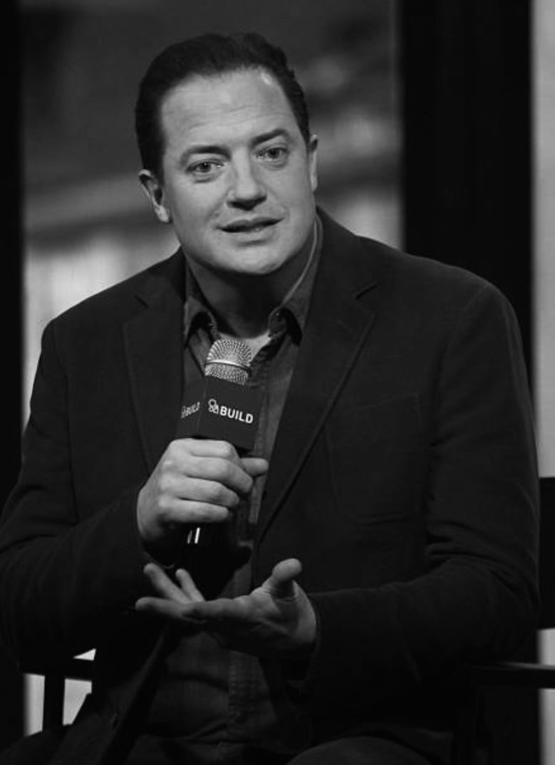 bwbrendanfraser's tweet photo. Brendan Fraser being hot and professor-y 🔥🥵 https://t.co/N0NSwpJg4l