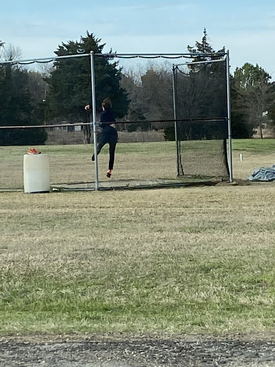 gshsmathmom's tweet image. Proud of JT for placing 3rd place with a throw of 133’3” for a PR at the Canton track meet! #hardwork #multiplesports