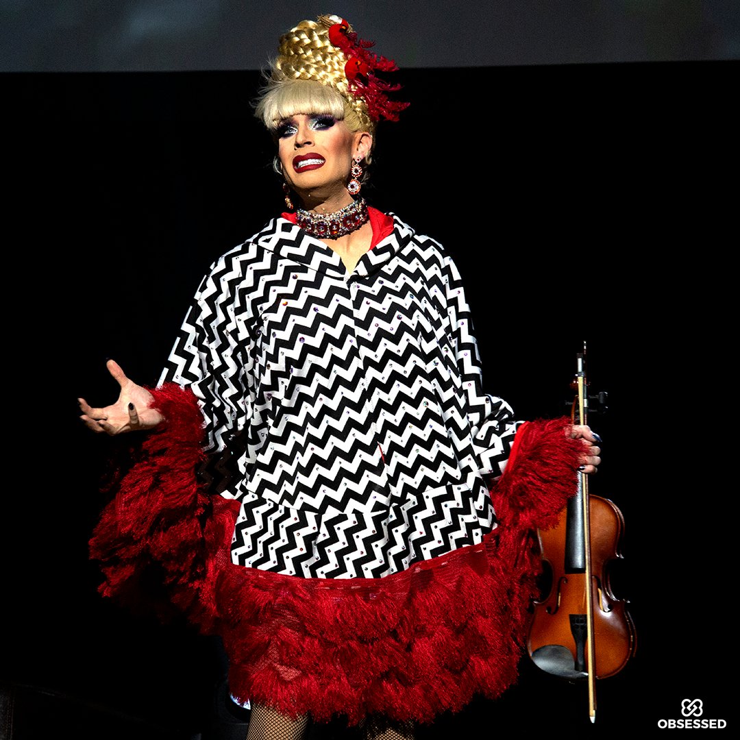 ObsessedINTL's tweet photo. Thinking back to @katya_zamo's #HelpMeImDying tour. Katya's on the road with @trixiemattel now, bringing their wacky and wonderful show, #TrixieAndKatyaLive, around North America. Get your tickets and VIP Upgrades at https://t.co/G5frrxZisP https://t.co/Smh3Tr42Ej