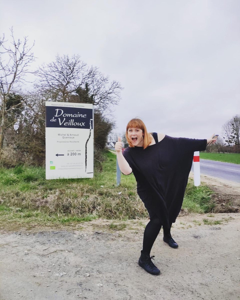 Amazing lunch in Loire Valley with Domaine de Veilloux.
Exceptional wine only matched by the quality of the cheese board. 
We have a beautiful Chenin Blanc Sparkling &amp; Cab Franc, Gamay, Malbec Red from the winery. Biodynamic farming &amp; natural winemaking. 

corkandcask.co.uk/?s=Veillo&post…