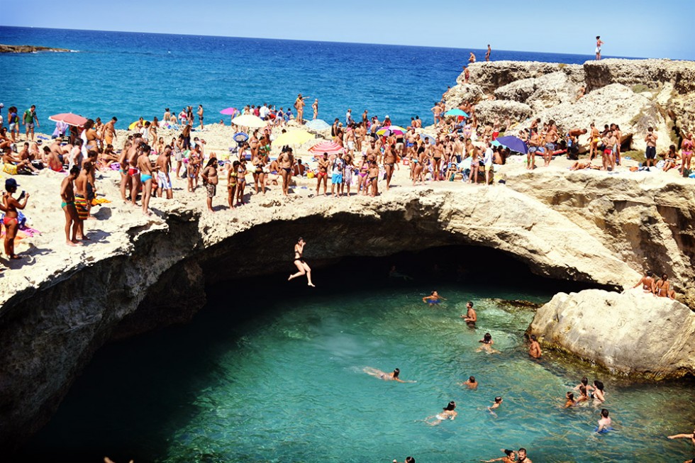 DFTours's tweet photo. Happy Saturday! 
A land of sea, hills and endless plains, the Apulia region attracts visitors for its amazing coastline but also for its art cities and picturesque historical villages.
👉🏼 https://t.co/5dhDQJAqI4
#DFTours #Italy #Vacation #Travel #Tourism #TravelDestination https://t.co/9SBDp2yEJl