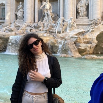 mariaapaque's tweet photo. #NuevaFotoDePerfil https://t.co/nf5w4IjUPj